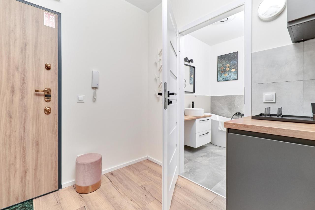 Modern Apartments Wroclaw Grabiszyn By Noclegi Renters ภายนอก รูปภาพ